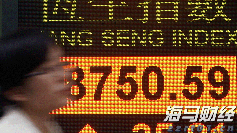 广州白云区山体滑坡现场搜救出第十名被困人员